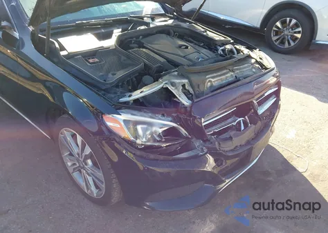 2015 Mercedes-Benz C 300 4Matic из США, поврежденный, VIN 55SWF4KB9FU065615